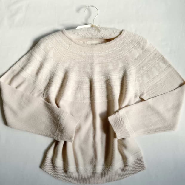 어스뮤직 연핑크 토끼 노르딕 니트