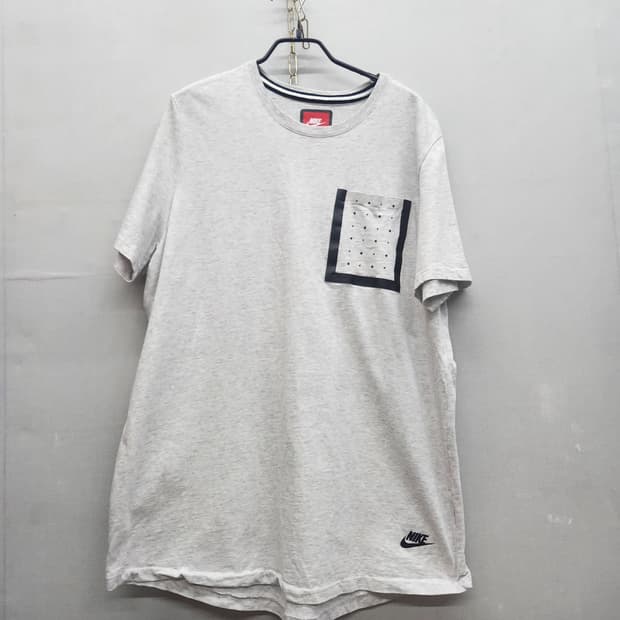 나이키 도트 테이핑 원포켓 반팔티 XL(L)