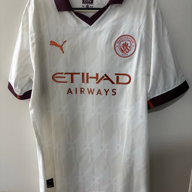23/24 맨체스터 시티 어웨이 어센틱 유니폼 XL