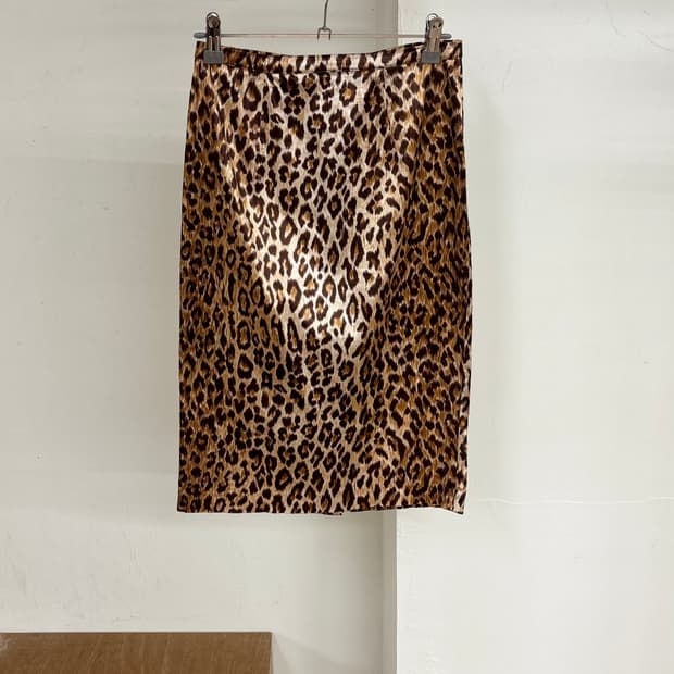 돌체 앤 가바나 브라운 레오파드 프린트 미디스커트