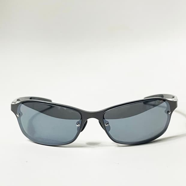 빈티지 메탈릭 선글라스