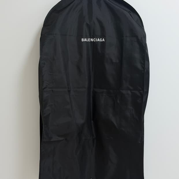 발렌시아가 23FW 인플레이터블 레더 자켓