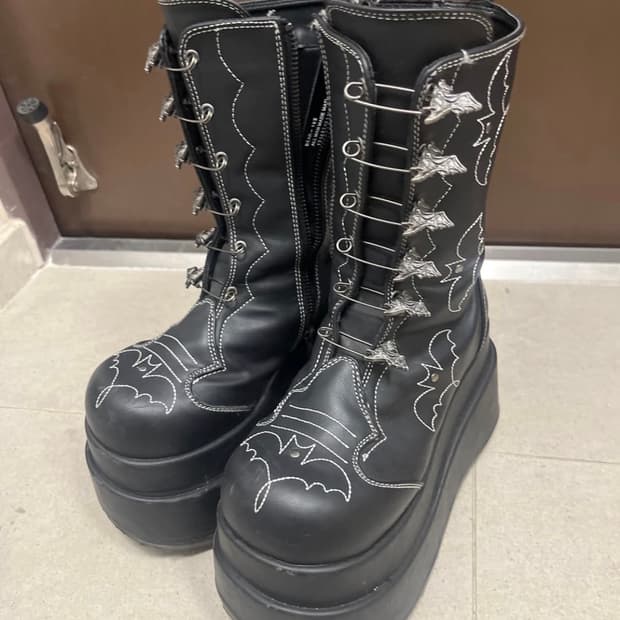 데모니아 부츠 240