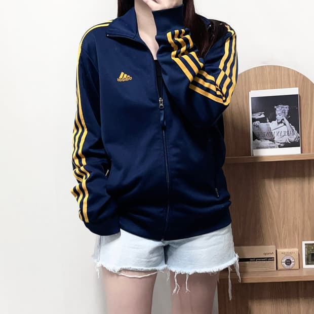 [정품] 아디다스 네이비 노랑삼선 자수 져지 [ 100 ]