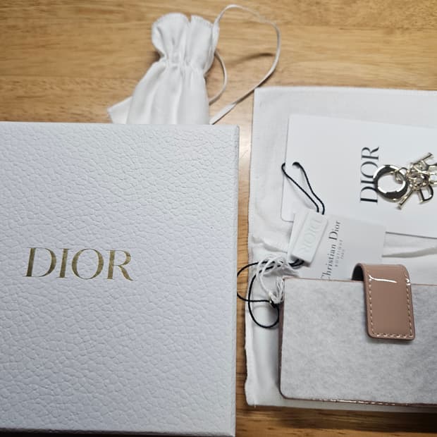 디올 아코디언 카드지갑(로즈드방 컬러)