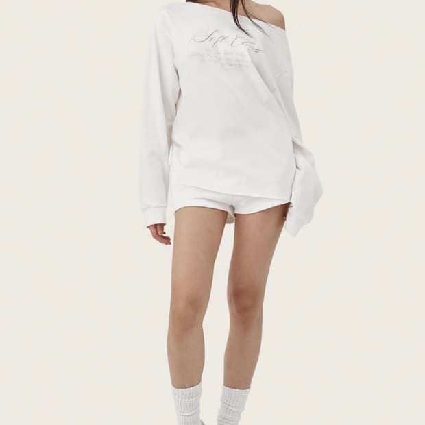 클리시어 소프트 클럽 원숄더 스웻셔츠 화이트
