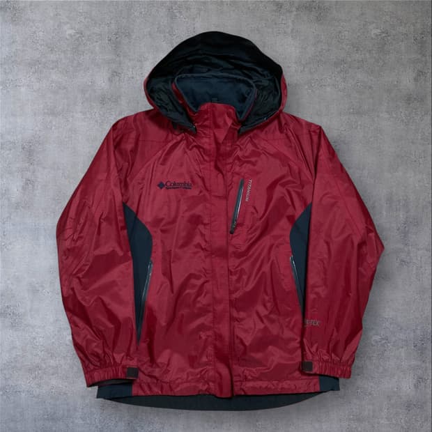 컬럼비아 스몰 로고 레드 배색 바람막이