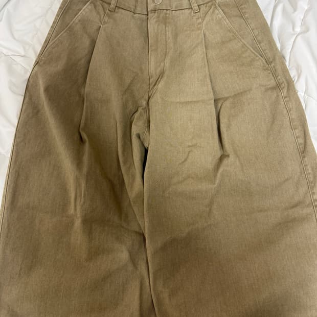 해칭룸 Deep Pleats Trousers Beige S