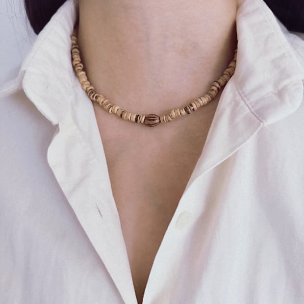Autumn wood necklace - 1