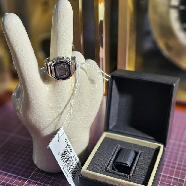 카시오 반지 시계CRWOO1-1 거의 미사용 풀 구성품