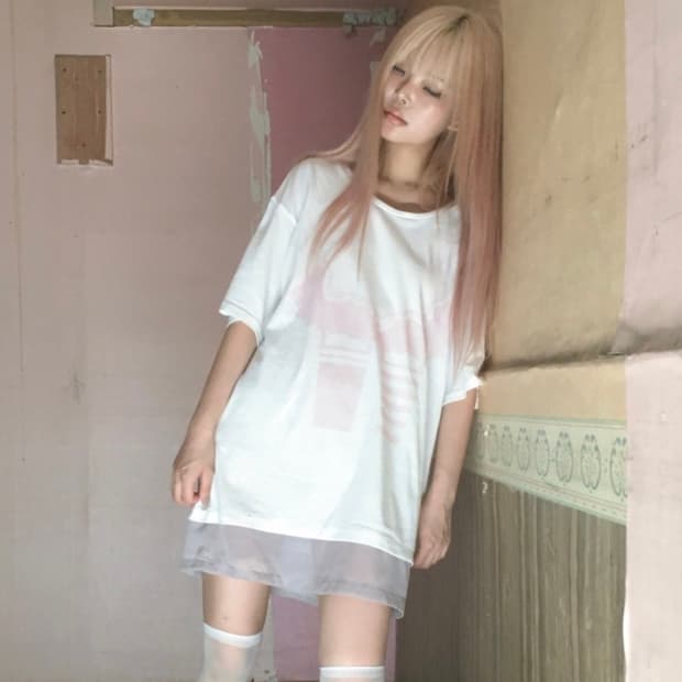 oshigh girl over fit tee white