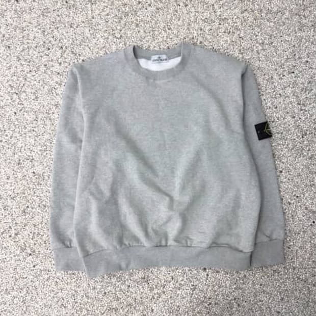 스톤아일랜드 맨투맨{S~L까지 있습니다}