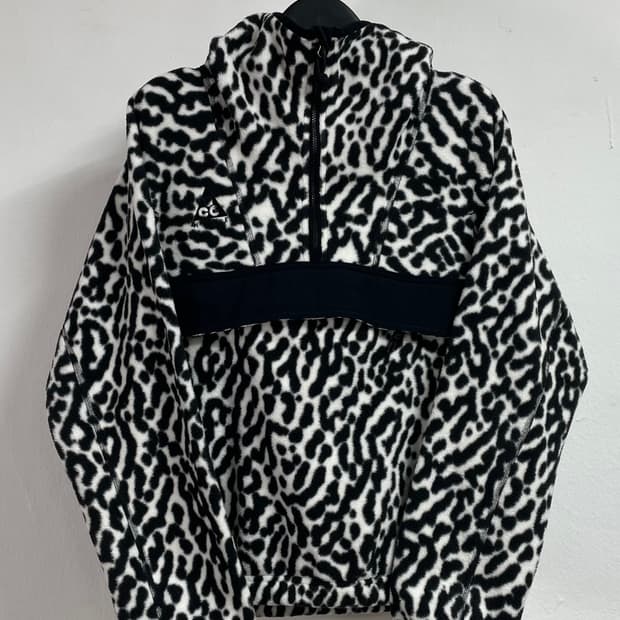 나이키 ACG 우먼스 지브라 후리스 후드 아노락 (on.173)  