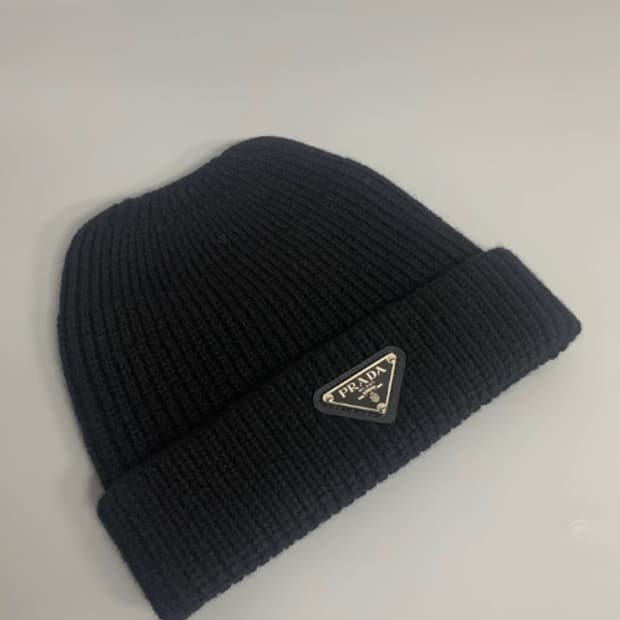 프라다 겨울 보온 니트 모자