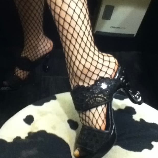 Vintage Anna Sui shoes & shoe case