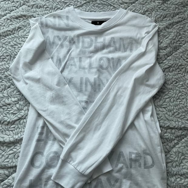 사파리스팟 긴팔티