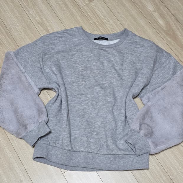 ingni 일본빈티지) 그레이 로맨틱 갸루 페이크 퍼 기모안감 맨투맨