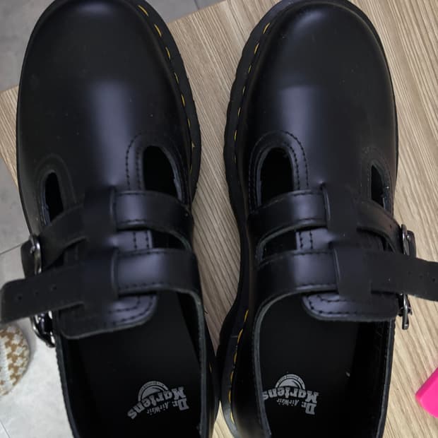 닥터마틴 8065 백스 