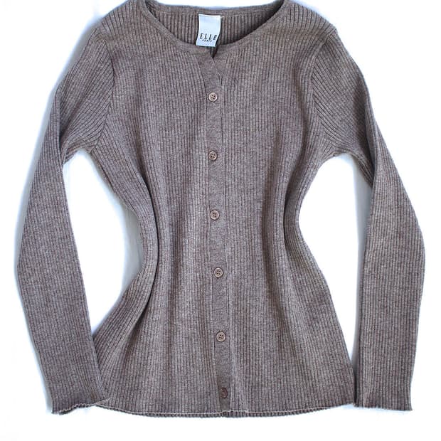 ELLE greyish brown buttons ribbed top