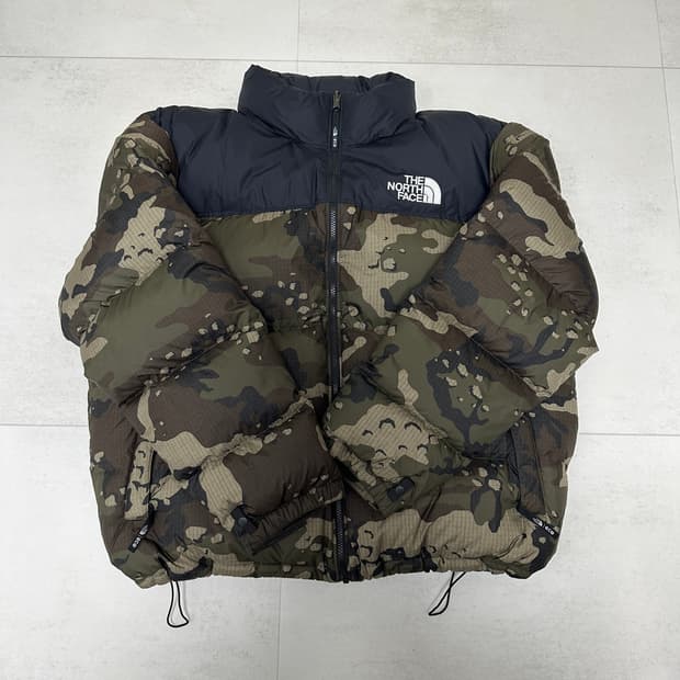 노스페이스 우드랜드 카모 눕시 3XL 팝니다.