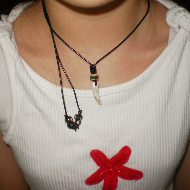 Ivory Fang Necklace/ νΈλλ©μ΄λ λͺ©κ±Έμ΄