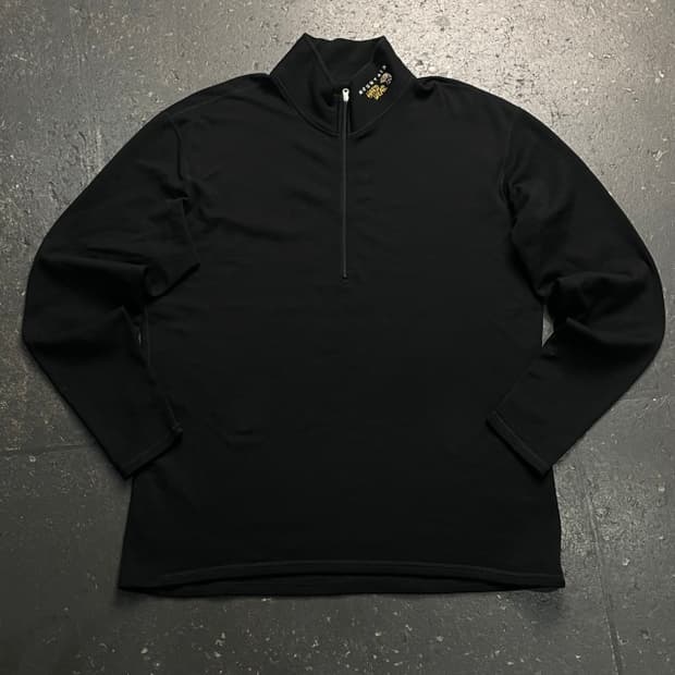 105 마운틴 하드웨어 풀오버 롱슬리브 