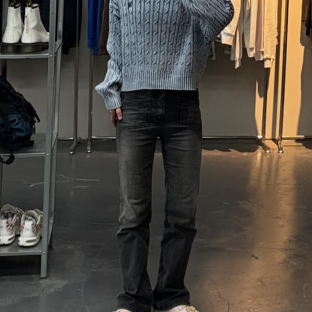 세터 빈티지 워싱 꽈배기 크롭 니트 A2796