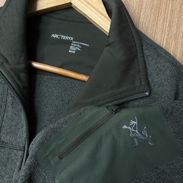 아크테릭스 플리스집업