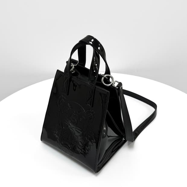 겐조 타이거 엠보스드 페이턴트 미니 토트백