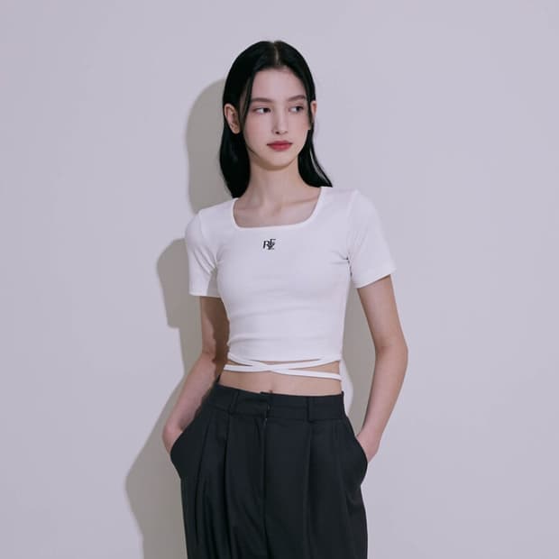 로제프란츠 String Ribbon Crop T-shirt [Ivory]