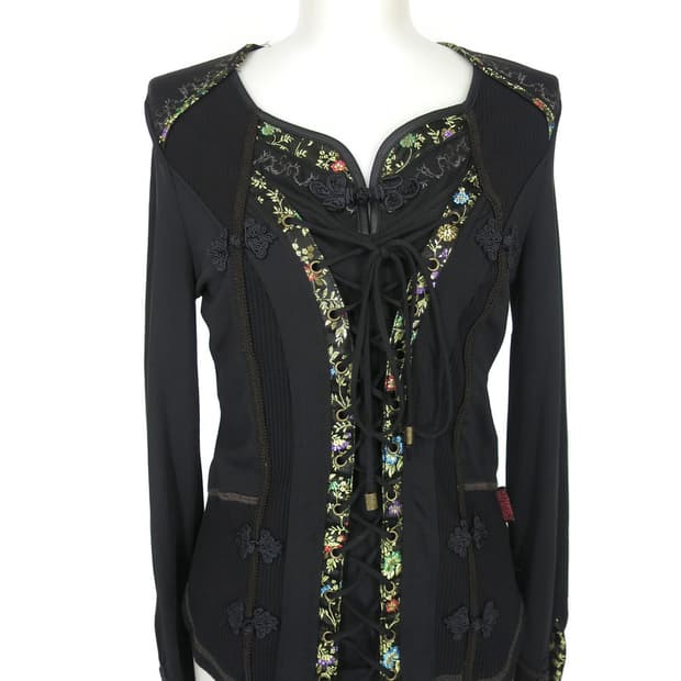 ozz on ONESTE 오즈온 용 자수가 들어간 차이나 긴소매