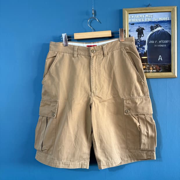 Schott N.Y.C Cargo Bermuda Fit Short.