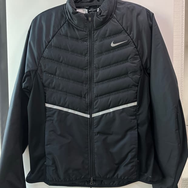 나이키 에어로로프트 경량 자켓