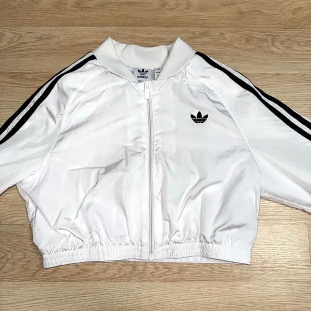 아디다스 크롭 바람막이