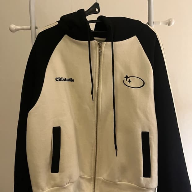 크로스드레슬리 후드