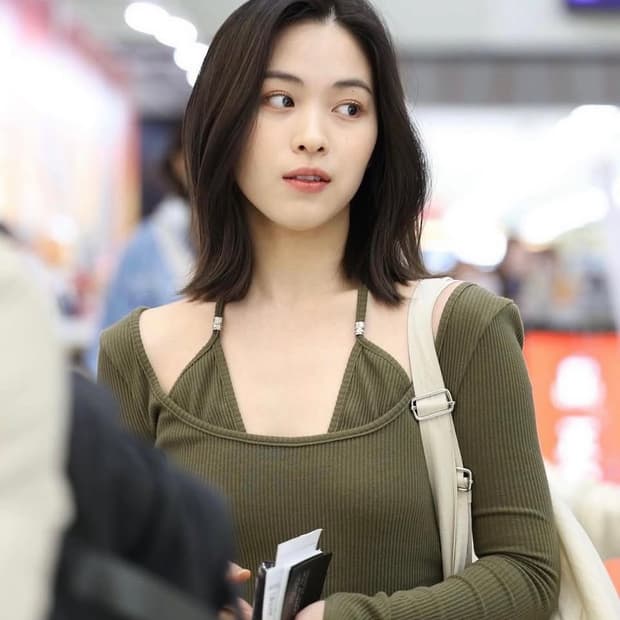 칸다마리츠 (전 SHIPER) 블랙 레이어드 워머 탑