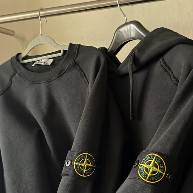 스톤아일랜드 맨투맨 후드티 25fw 일괄판매