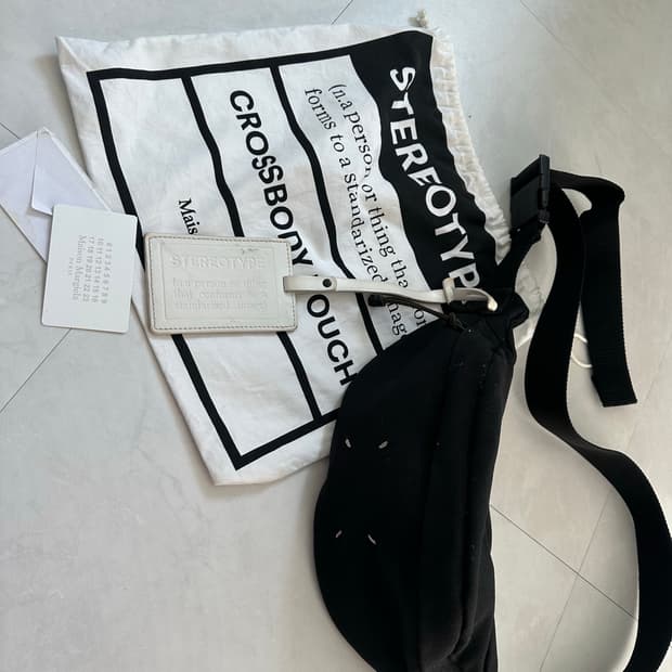 마르지엘라 힙색 판매해요 