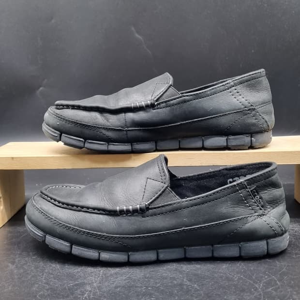 크록스 스트레치솔 레더로퍼 260