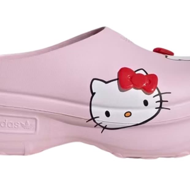 아디다스 헬로키티 뮬 245 핑크