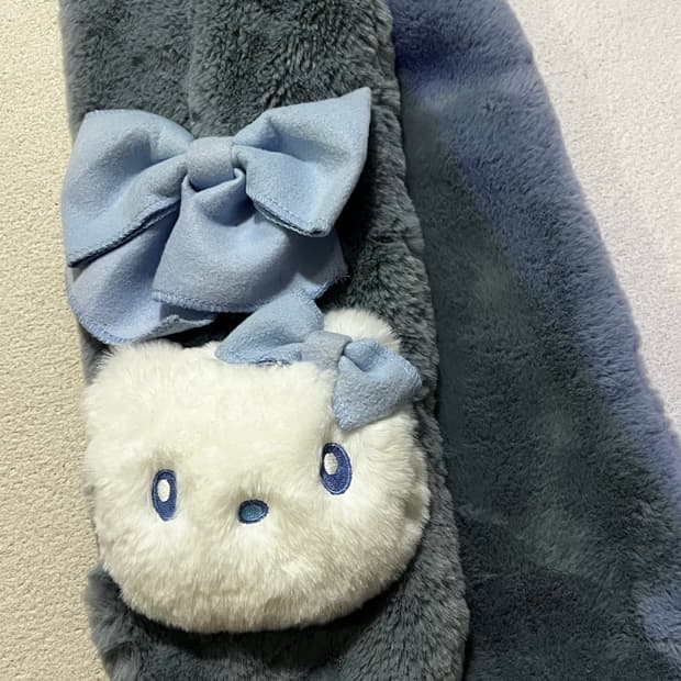 유니버셜 블루 헬로키티 목도리