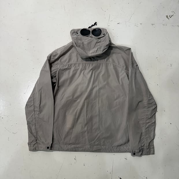 CP컴퍼니 나일론 고글 자켓 바람막이 105