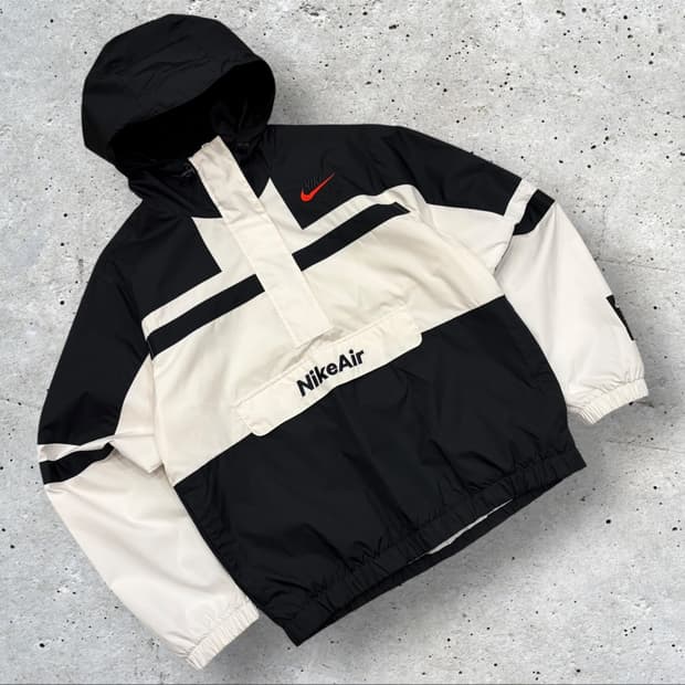 [M] 나이키 에어 블랙/화이트 아노락 후드 바람막이 C647