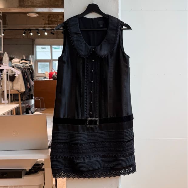 안나수이 블랙 드롭 웨이스트 벨티드 블라우스 원피스