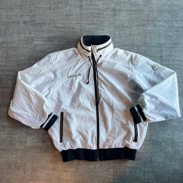 Adidas 아디다스 올드스쿨스트릿 1990 아방핏 봄버블루종자켓