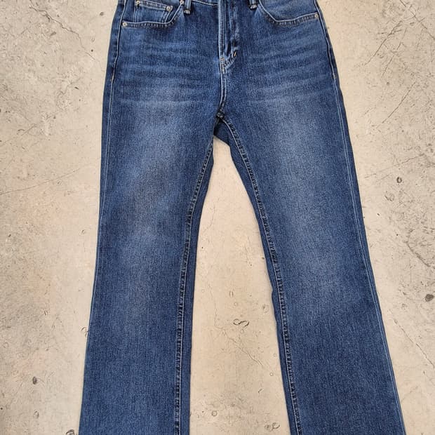 Acne Studios 일자핏 크롭 청바지 S