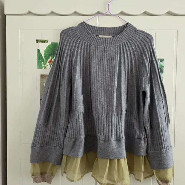 일본빈티지 모리걸 하구미 레이어드 프릴 그레이 니트