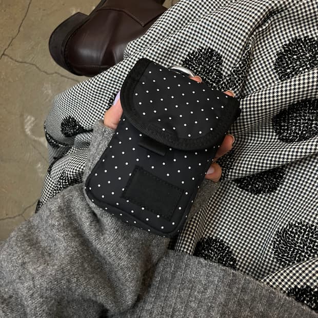 포터 도트 파우치 지갑 블랙