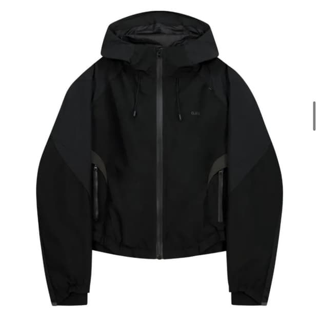 오호스 Paneled Crop Shell Jacket / Black