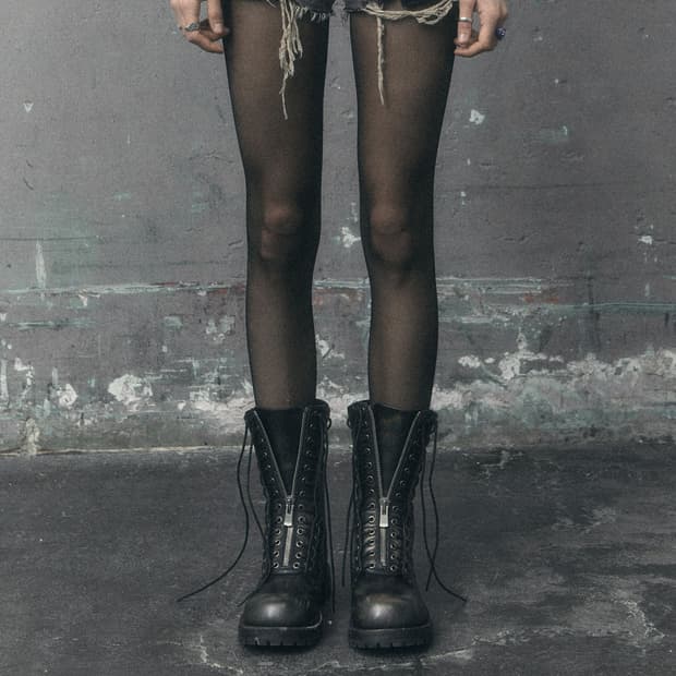 보헤미안서울 DESTROYED GRAY DENIM SHORTS